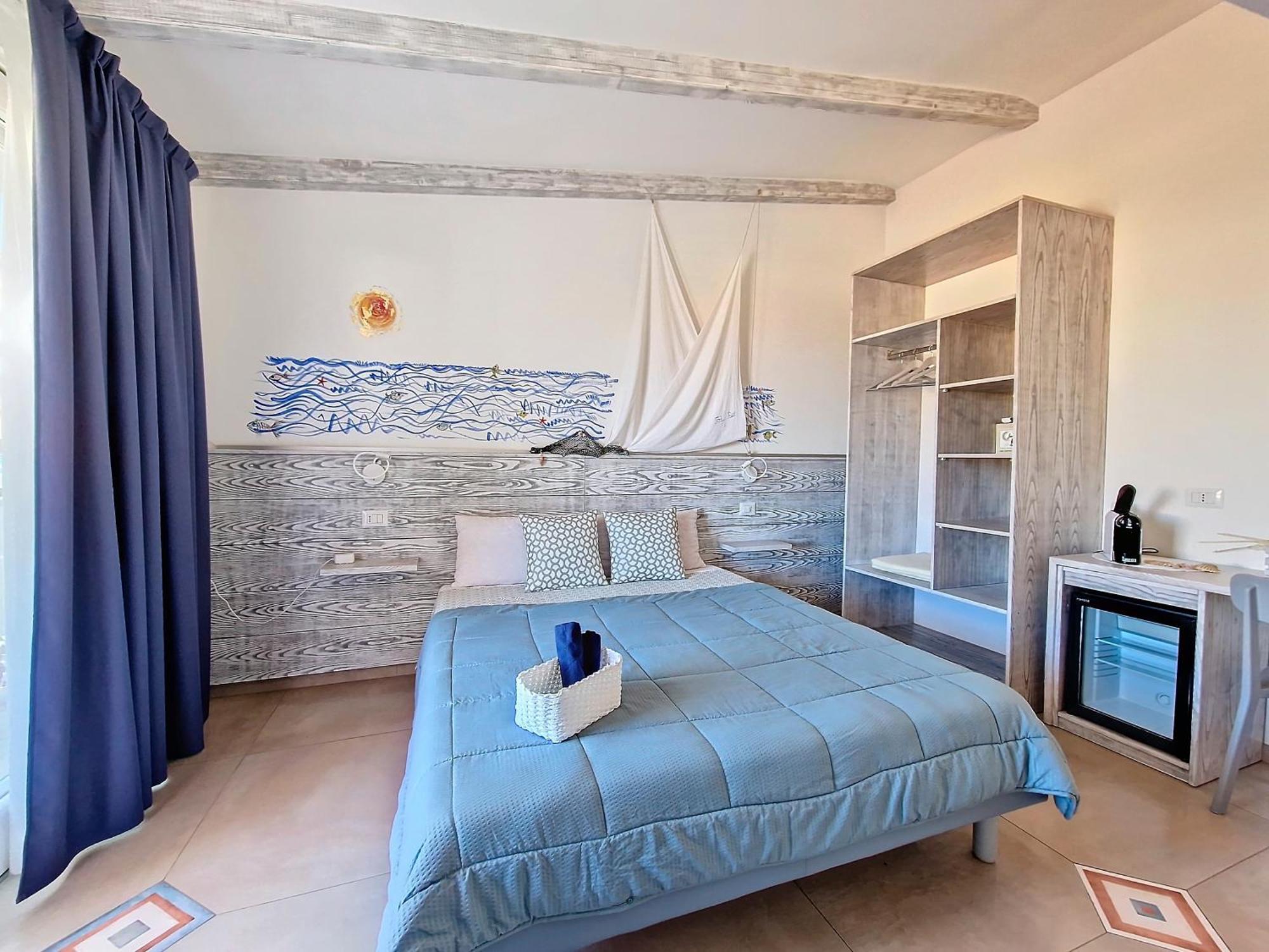 L'Onda Marina Hotell Castelsardo Exteriör bild